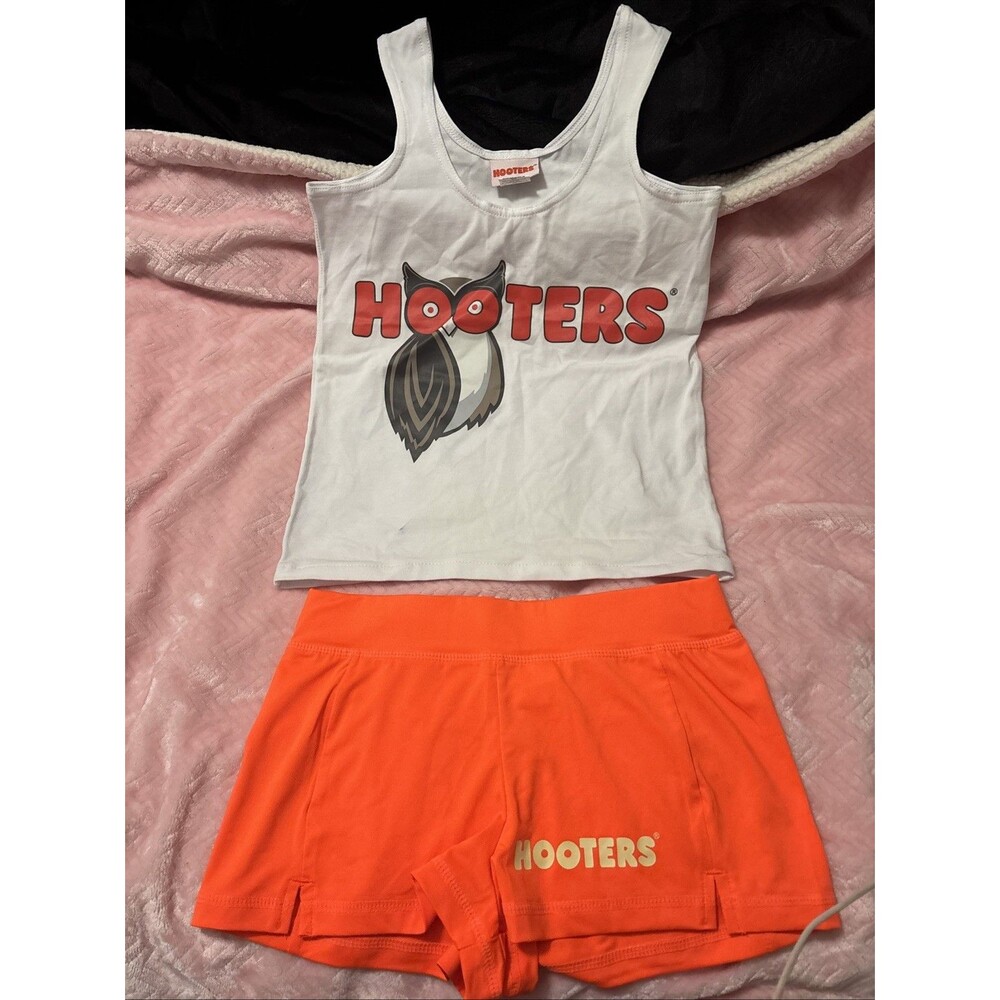 Women’s Hooters Girl Tank and Shorts Outfit size XS Costume